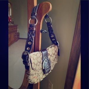 Coach signature hobo